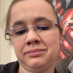 Meet your Posher, Natika